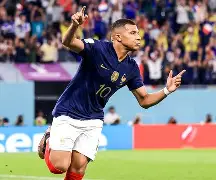 万博-姆巴佩和贝尔谁厉害